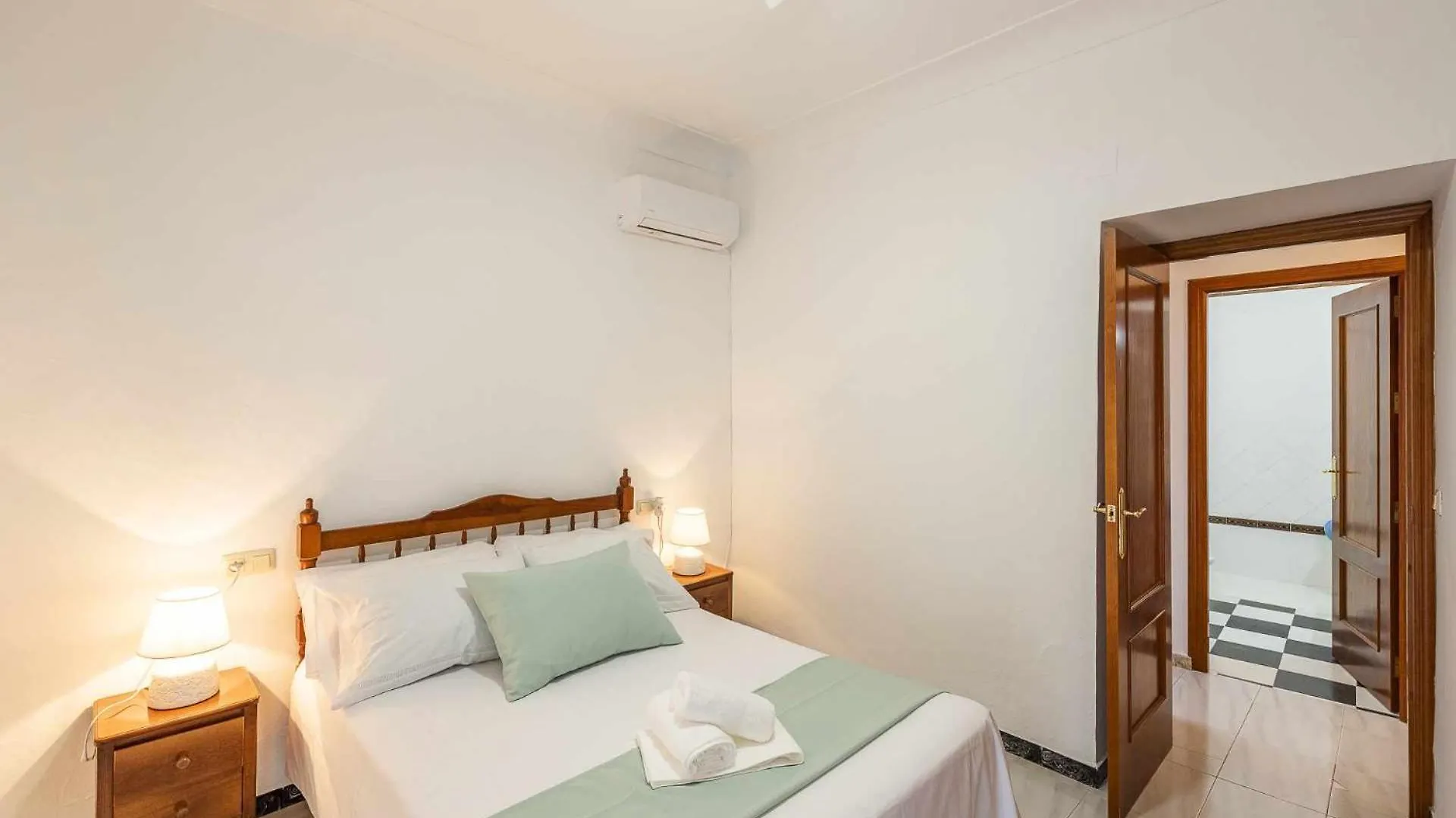 Casa Rural Berraquero Konuk evi La Lantejuela 0*,  İspanya